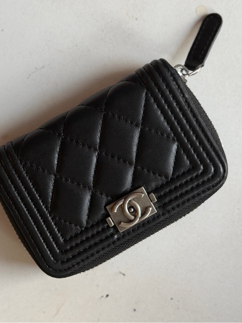 Chanel style Black Quilted Leather Zip Wallet - Picture 3 of 7